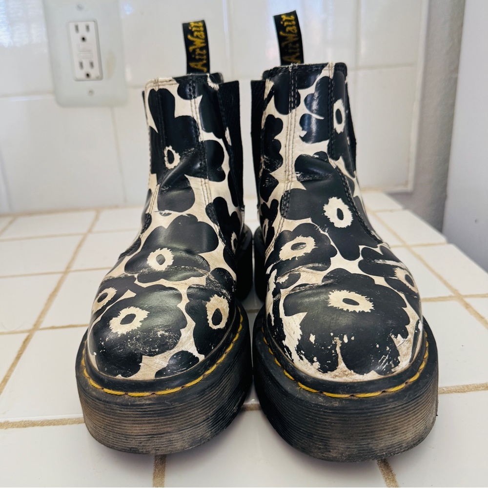 Dr. Martens Handpainted Floral 2976 Platform Chelsea Boots UK 5 EU 37 US 6 L - Picture 3 of 9